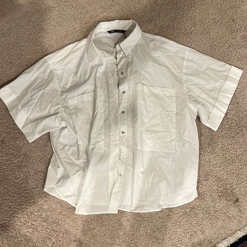 Zara Women’s Short Sleeve Button Up